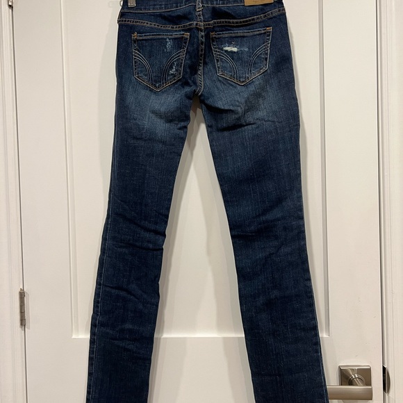 Low rise Hollister brand distressed skinny Jean - Picture 11 of 14